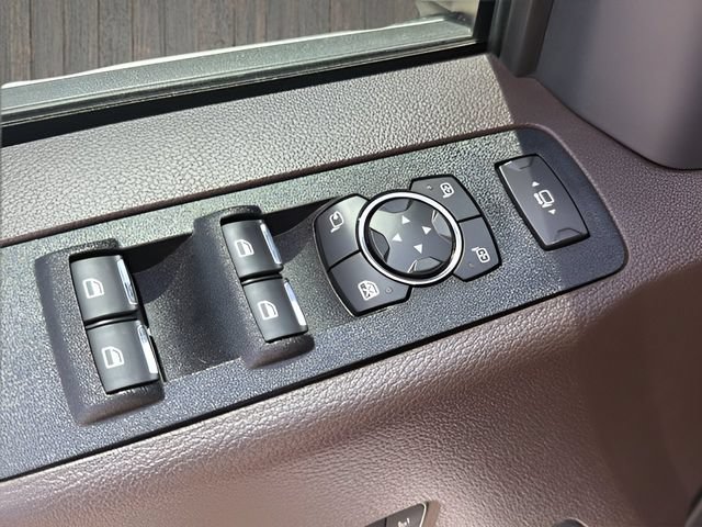 Certified 2022 Ford F350 King Ranch w/ King Ranch Ultimate Package AWD/4WD image 19