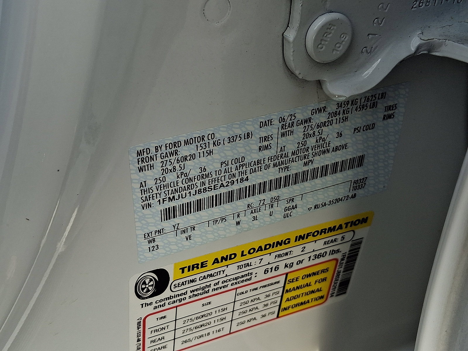 Certified 2025 Ford Expedition Active image 30