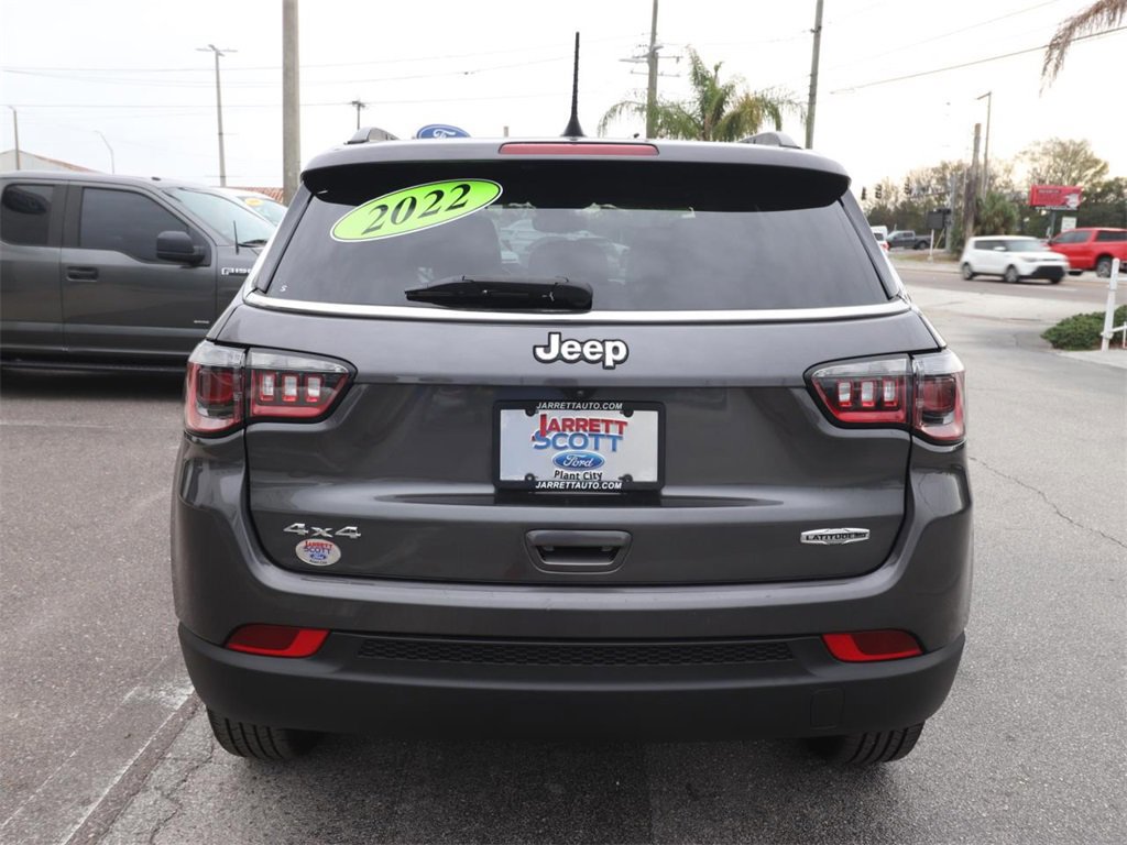 Used 2022 Jeep Compass Latitude image 4