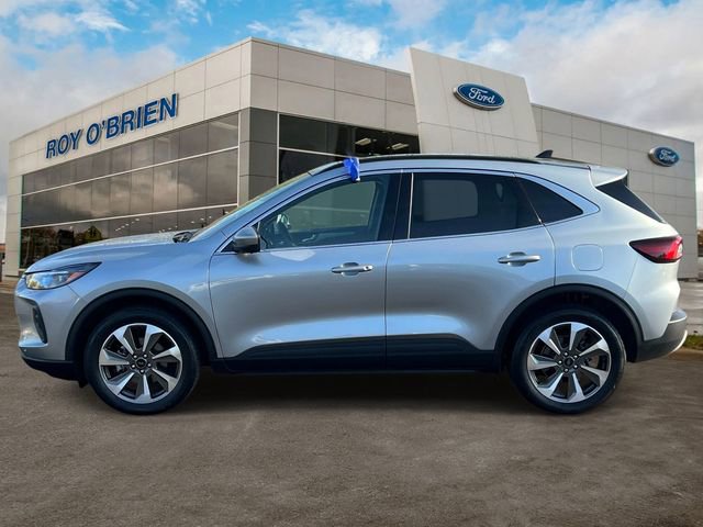 Certified 2024 Ford Escape Platinum AWD/4WD image 2