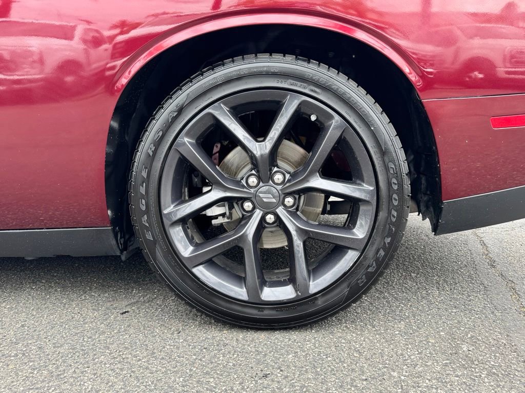 Used 2022 Dodge Challenger GT w/ Plus Package RWD image 20