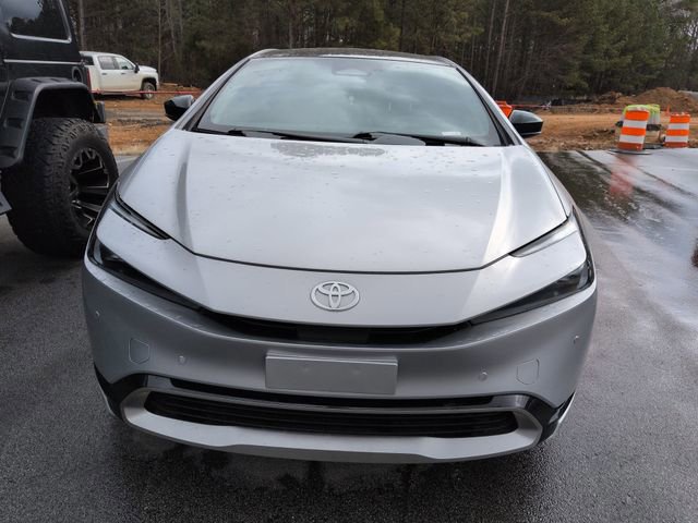 Used 2024 Toyota Prius Prime Premium image 3