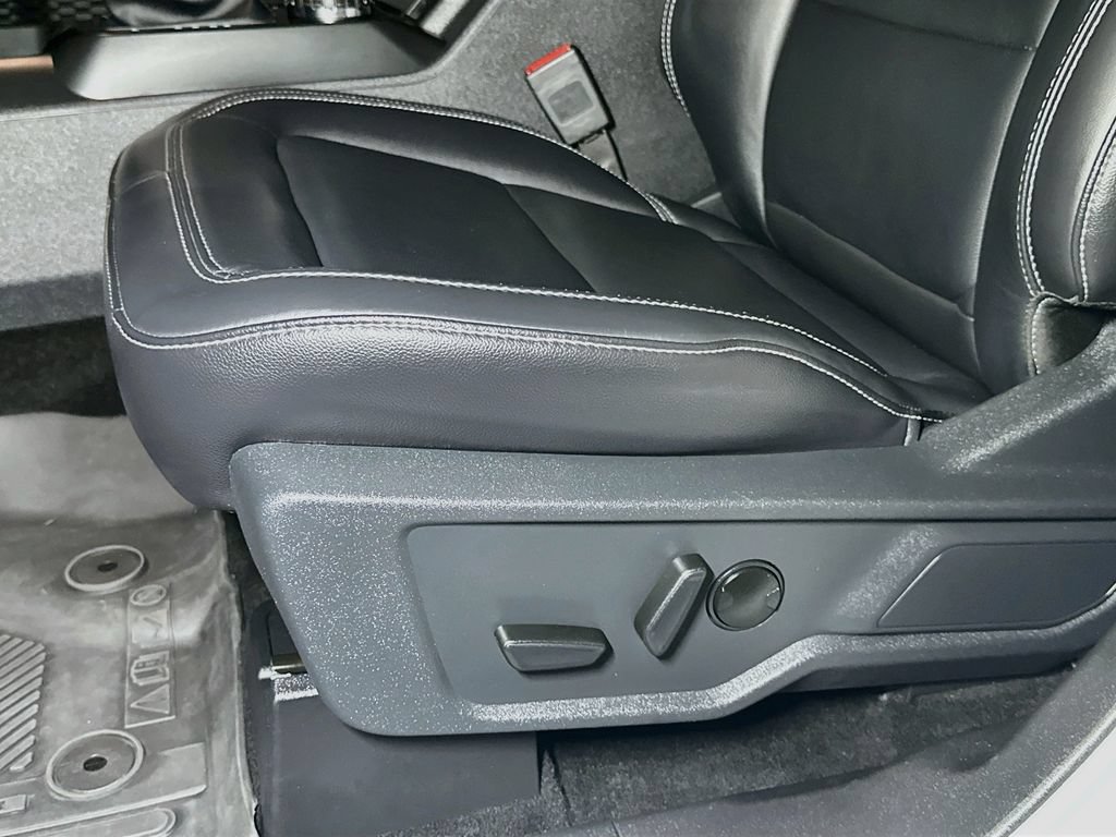 Certified 2025 Ford Bronco Outer Banks AWD/4WD image 16