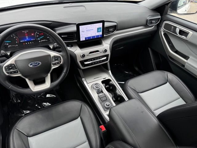 Certified 2023 Ford Explorer XLT w/ Equipment Group 202A AWD/4WD image 13