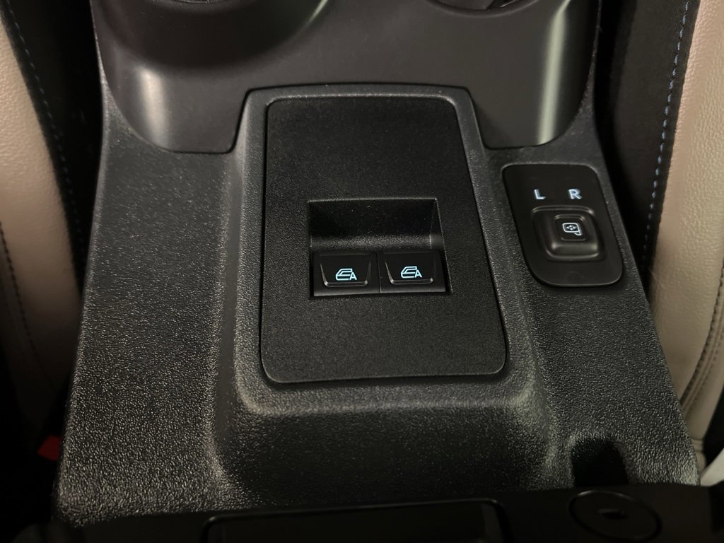 Certified 2024 Ford Bronco Wildtrak image 19