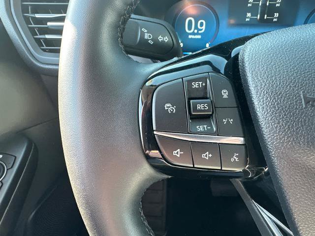 Certified 2025 Ford Escape Platinum AWD/4WD image 20