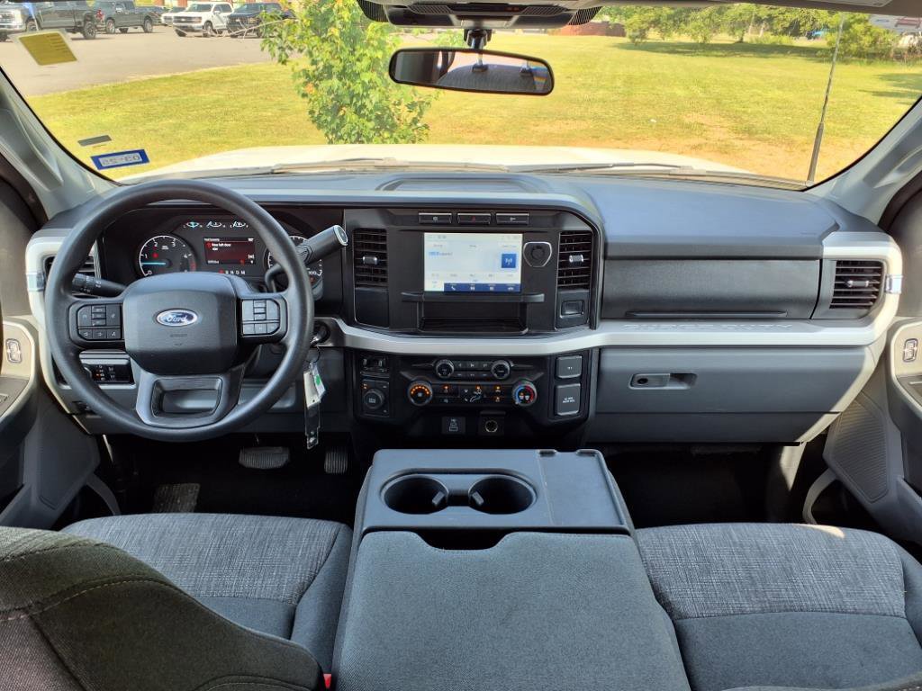 Certified 2024 Ford F350 XLT image 25