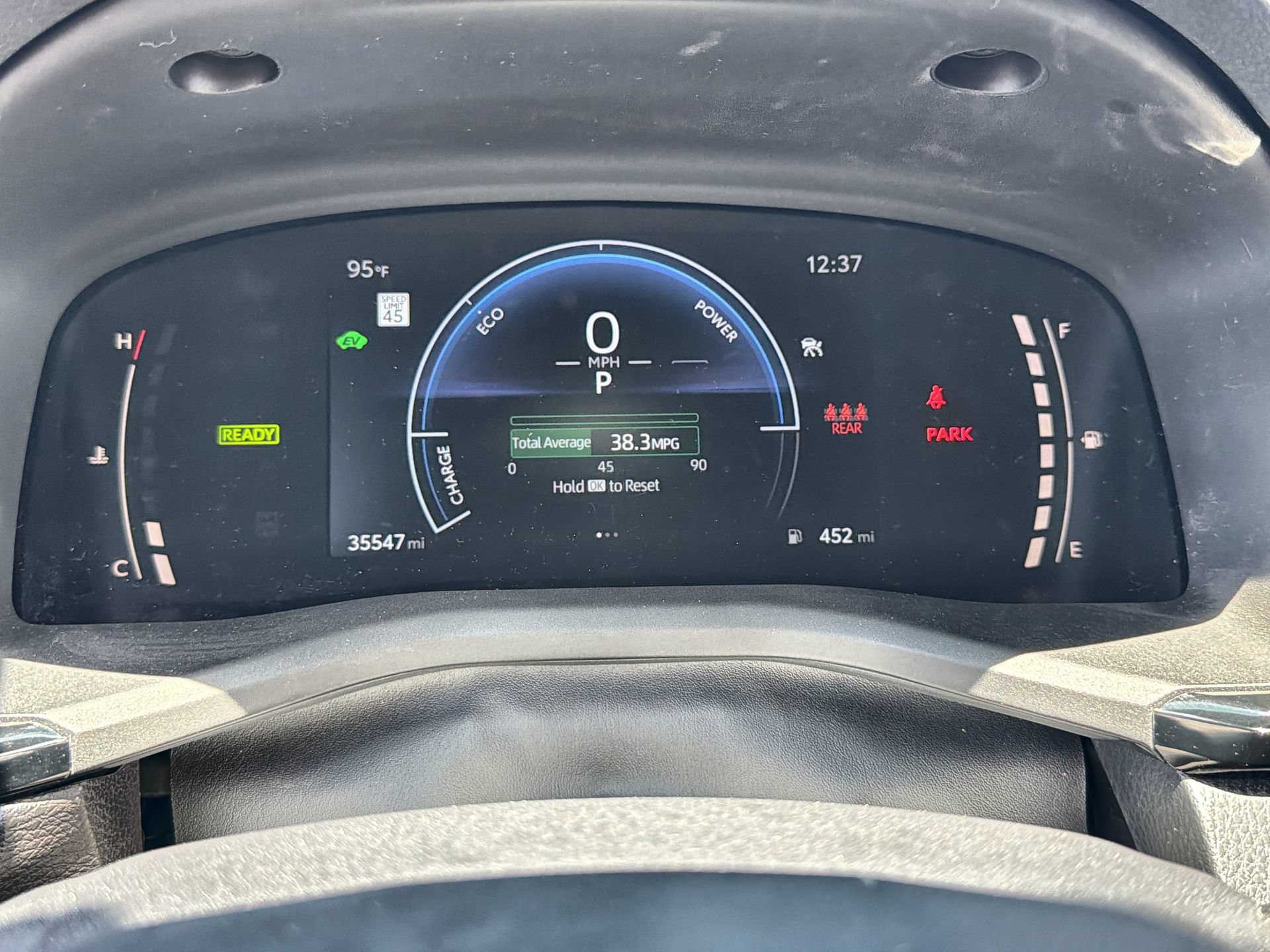Used 2025 Toyota Camry SE FWD image 7