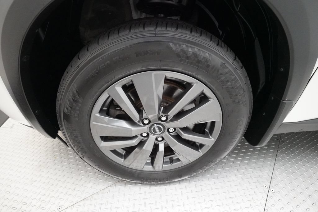 Used 2022 Nissan Pathfinder SV AWD/4WD image 25