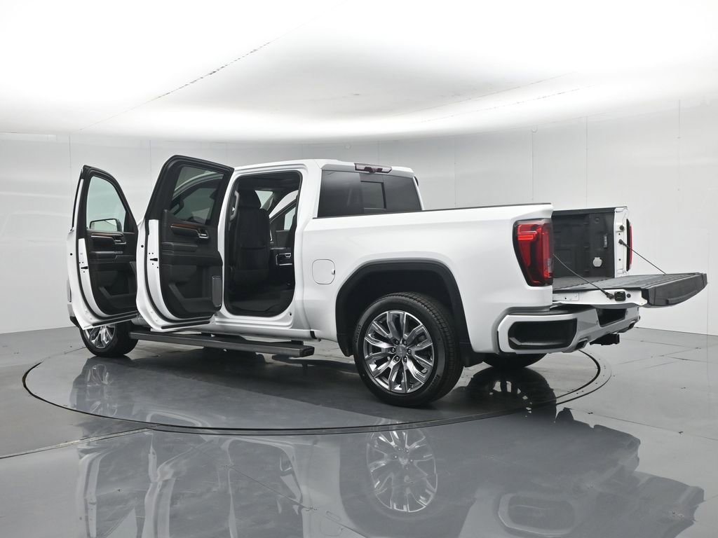 Used 2024 GMC Sierra 1500 Denali w/ Denali Reserve Package AWD/4WD image 37