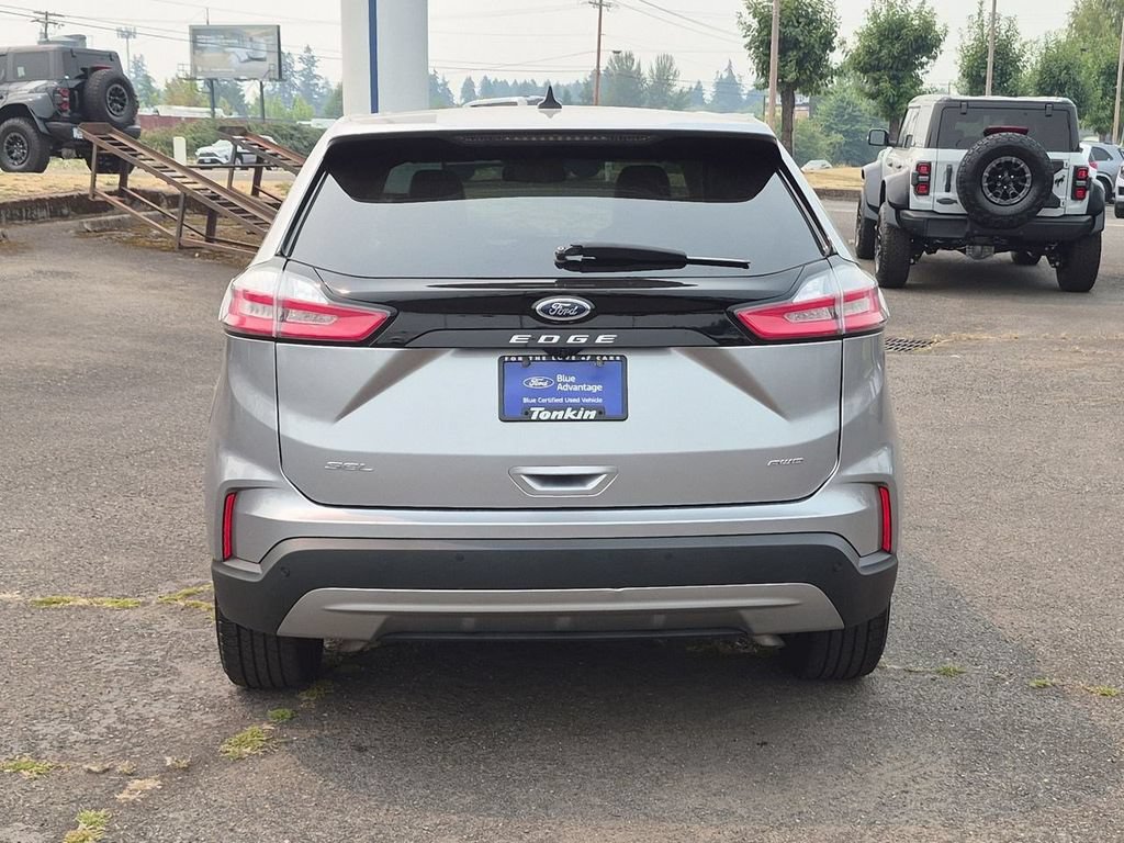 Certified 2021 Ford Edge SEL AWD/4WD image 4
