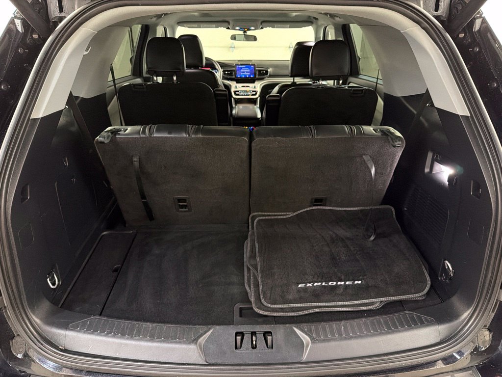 Certified 2023 Ford Explorer XLT w/ Equipment Group 202A AWD/4WD image 36