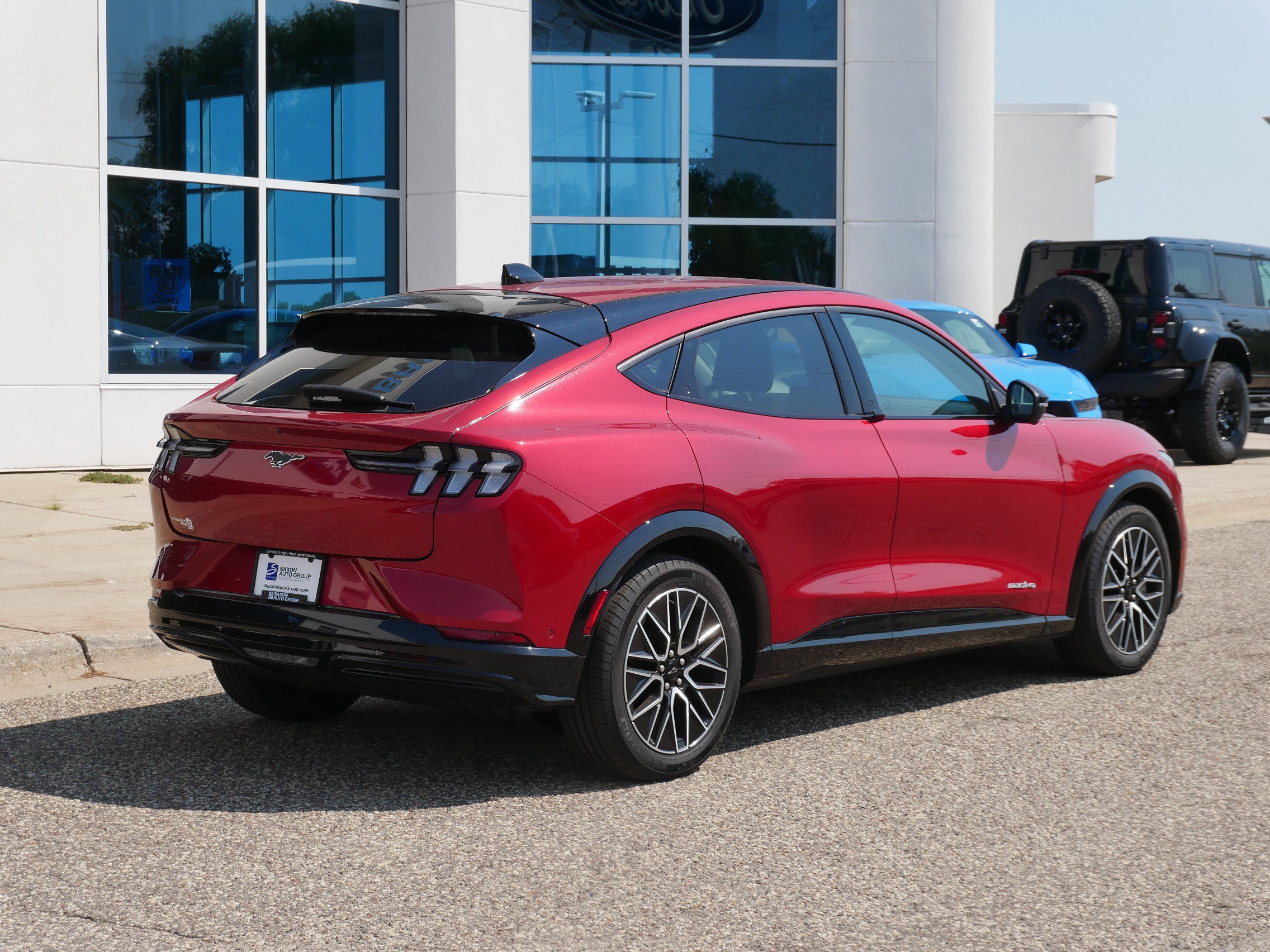 Certified 2024 Ford Mustang Mach-E Premium AWD/4WD image 3