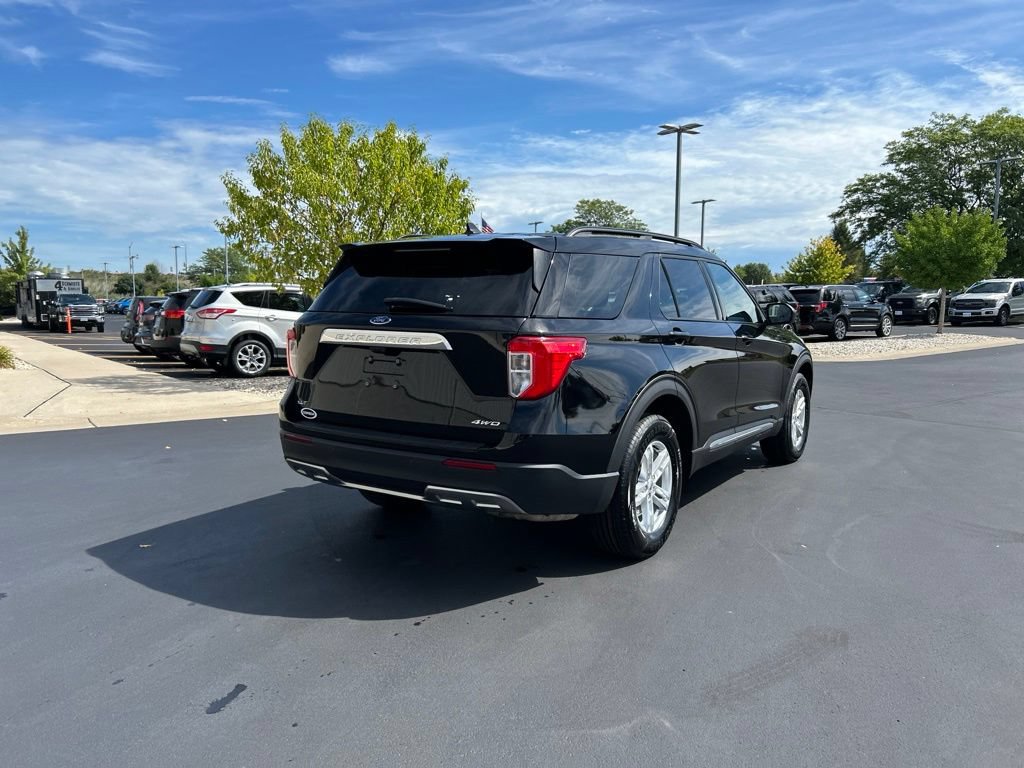 Certified 2023 Ford Explorer XLT w/ Equipment Group 202A AWD/4WD image 6