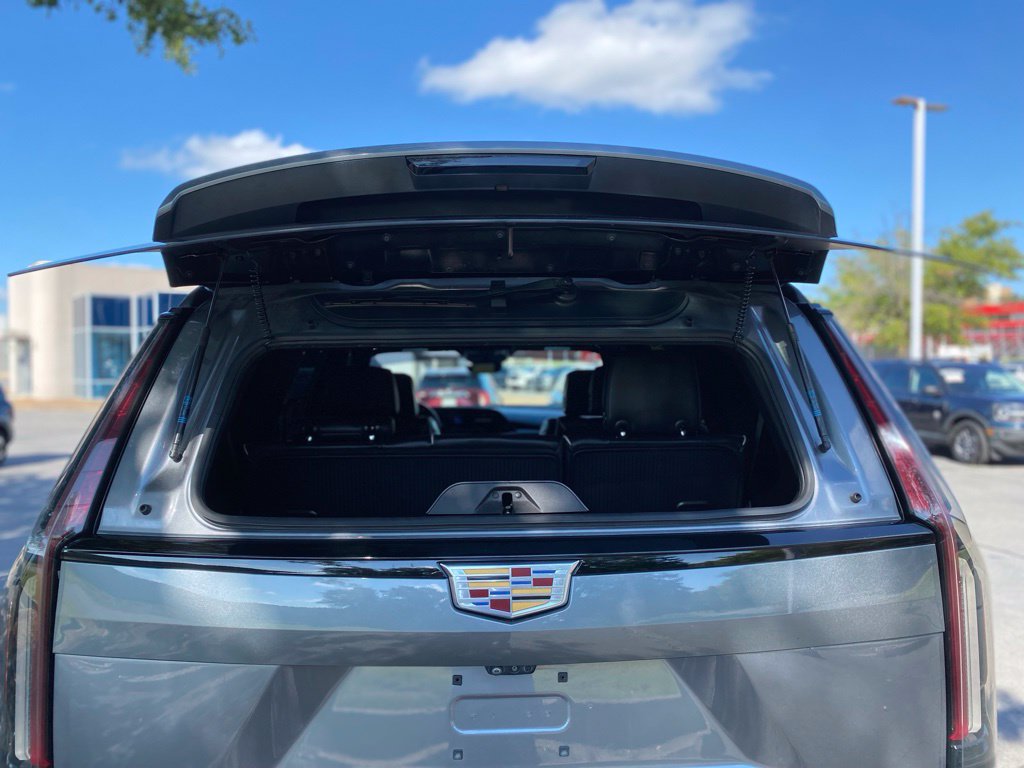 Used 2022 Cadillac Escalade Sport w/ Touring Package AWD/4WD image 9