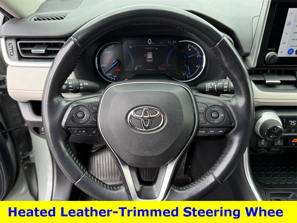 Used 2023 Toyota RAV4 XLE Premium image 16