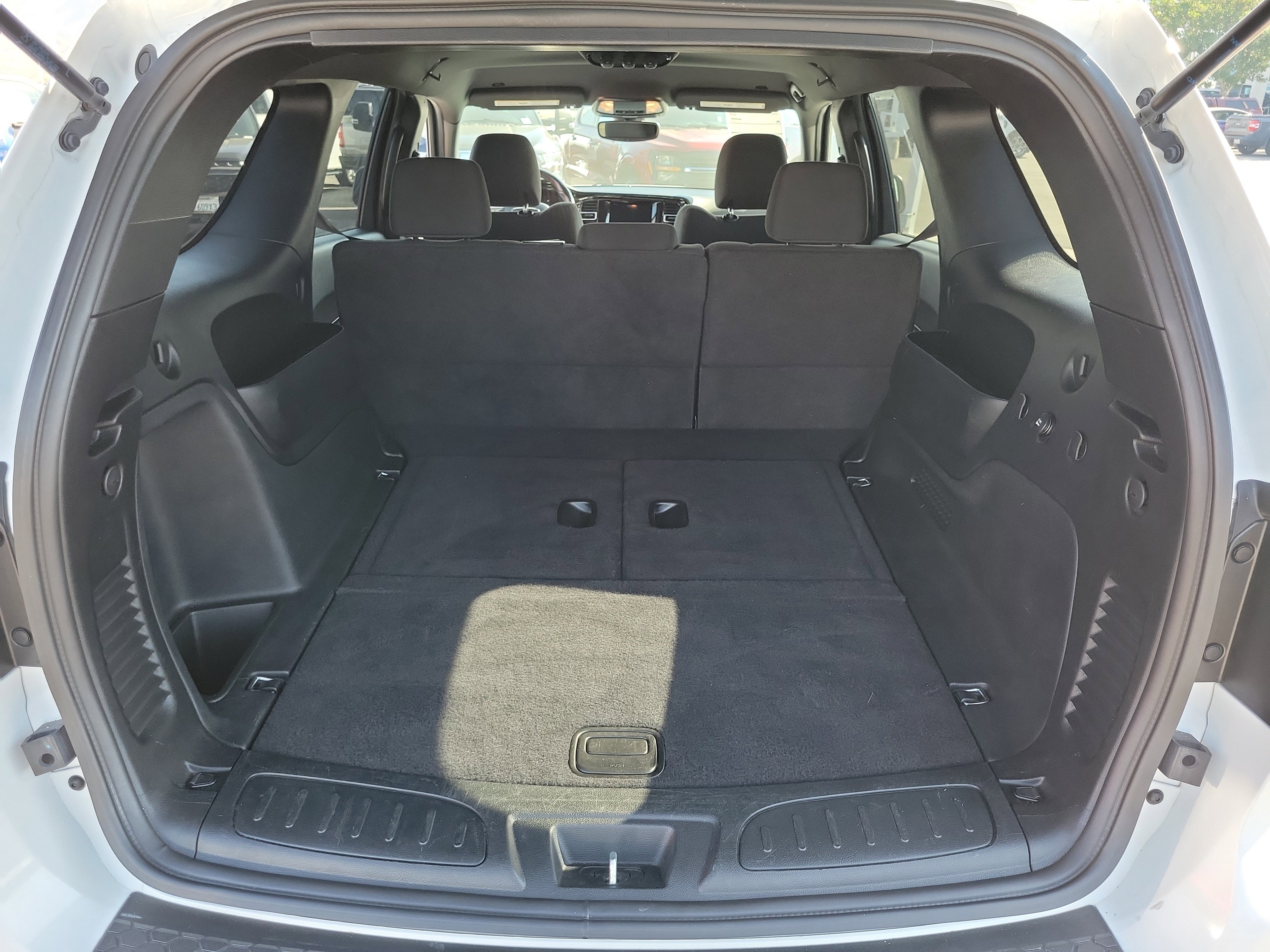 Used 2023 Dodge Durango SXT RWD image 13