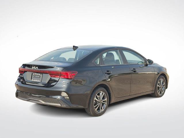 Used 2024 Kia Forte LXS FWD image 8