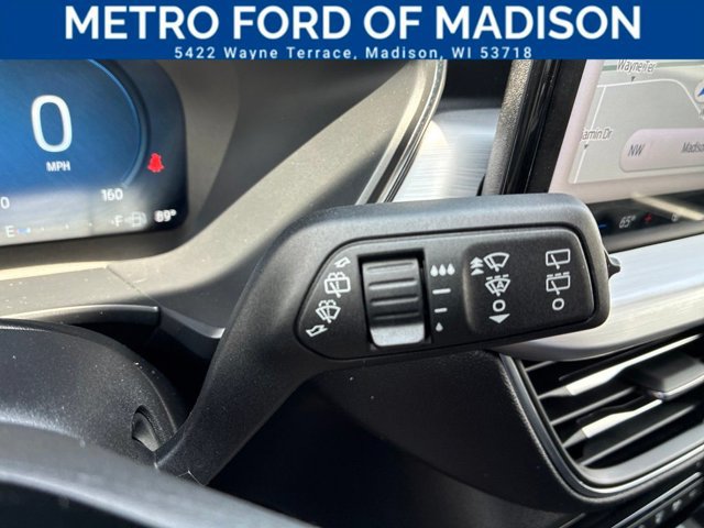 Certified 2023 Ford Escape Platinum AWD/4WD image 28