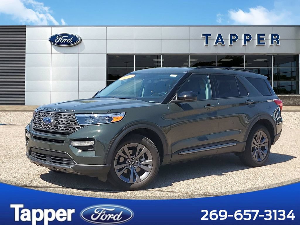 Certified 2024 Ford Explorer XLT w/ Equipment Group 202A AWD/4WD image 1