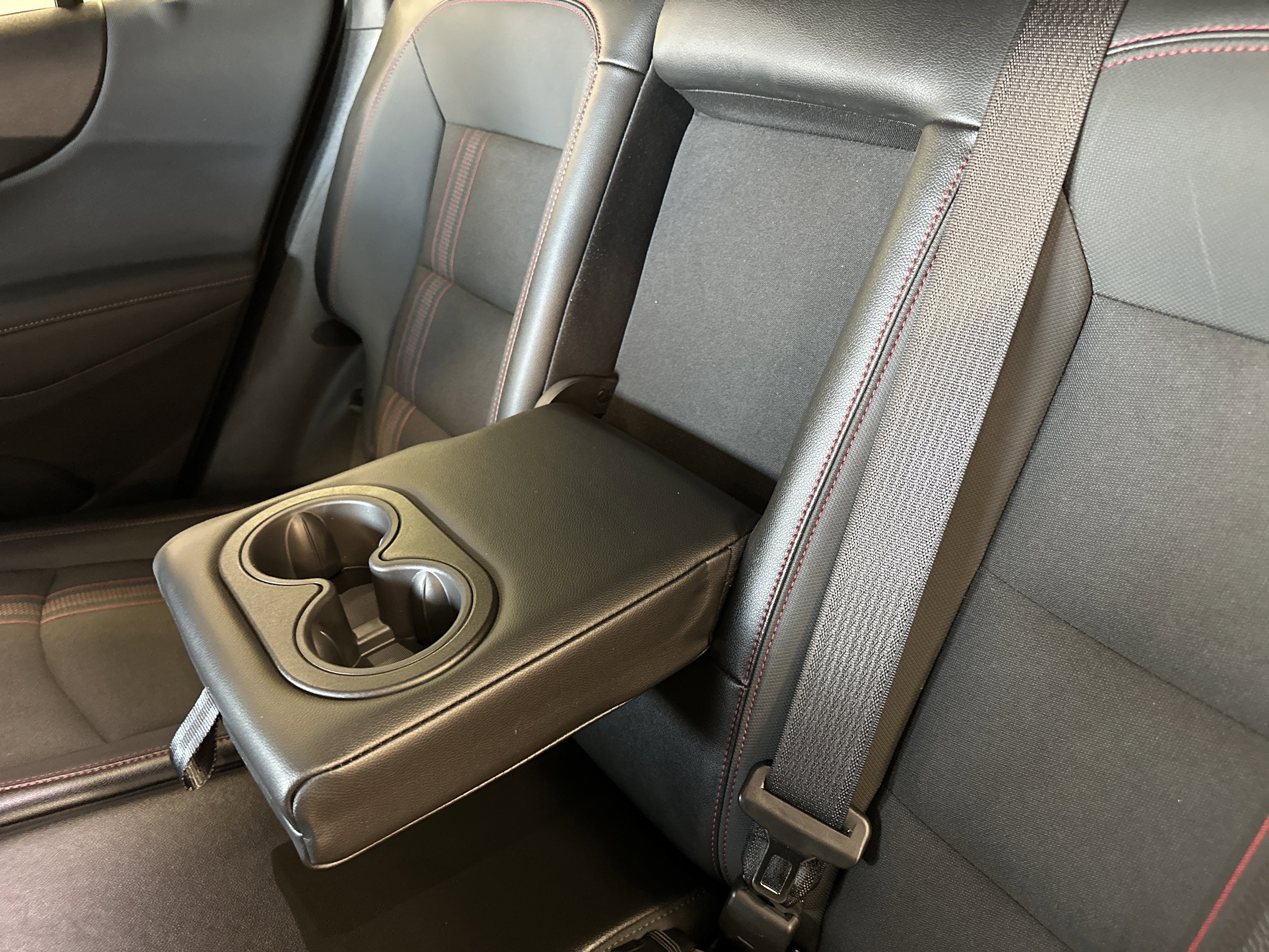 Used 2023 Chevrolet Equinox RS image 25