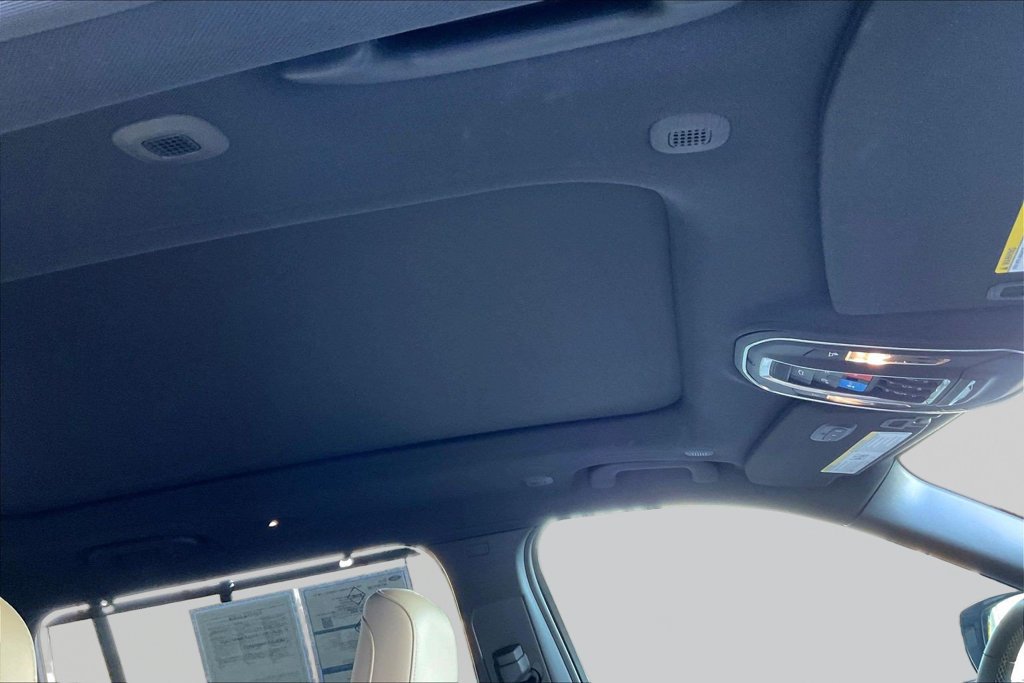 Used 2024 Jeep Grand Cherokee L Limited w/ Luxury Tech Group II RWD image 28