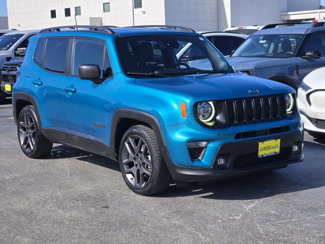 Used 2021 Jeep Renegade Latitude image 3