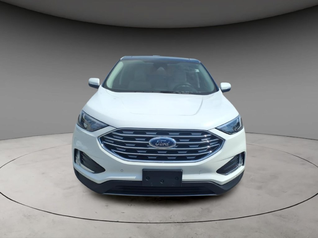 Certified 2023 Ford Edge Titanium AWD/4WD image 4