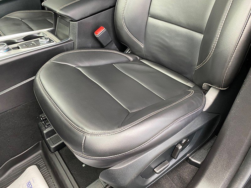 Certified 2023 Ford Explorer XLT w/ Equipment Group 202A image 25