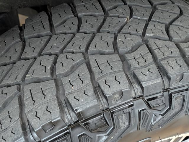 Used 2024 GMC Sierra 1500 AT4 AWD/4WD image 12
