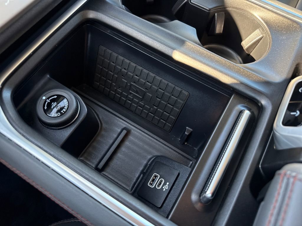 Certified 2025 Ford Expedition Active image 24