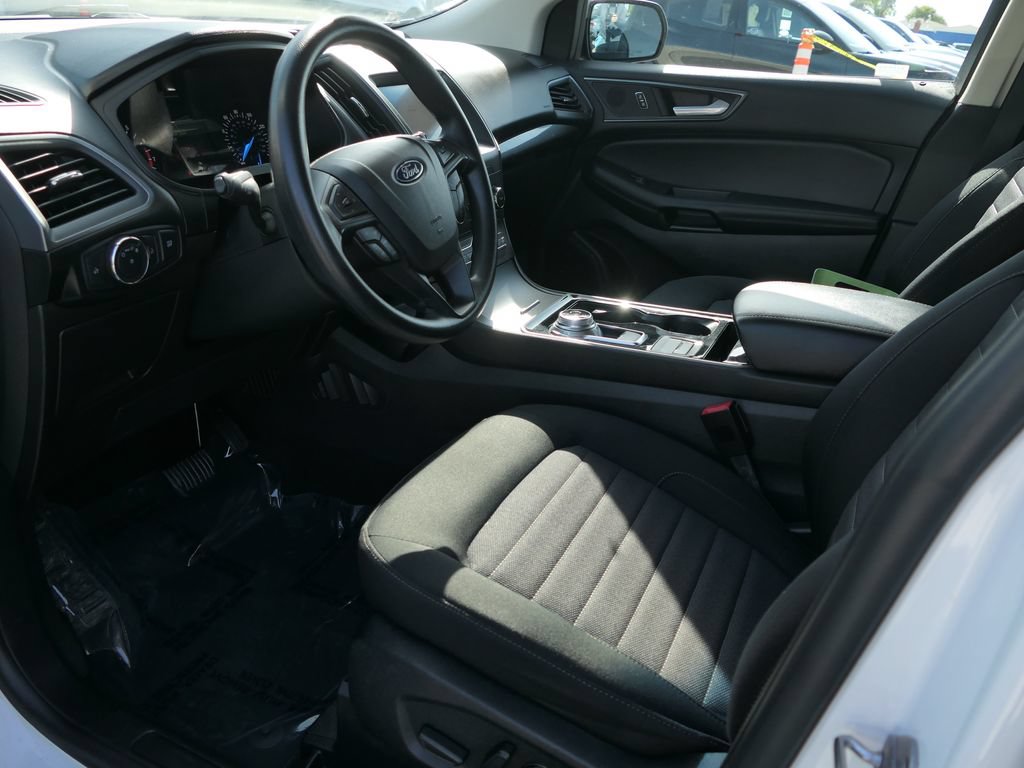 Certified 2020 Ford Edge SE FWD image 14