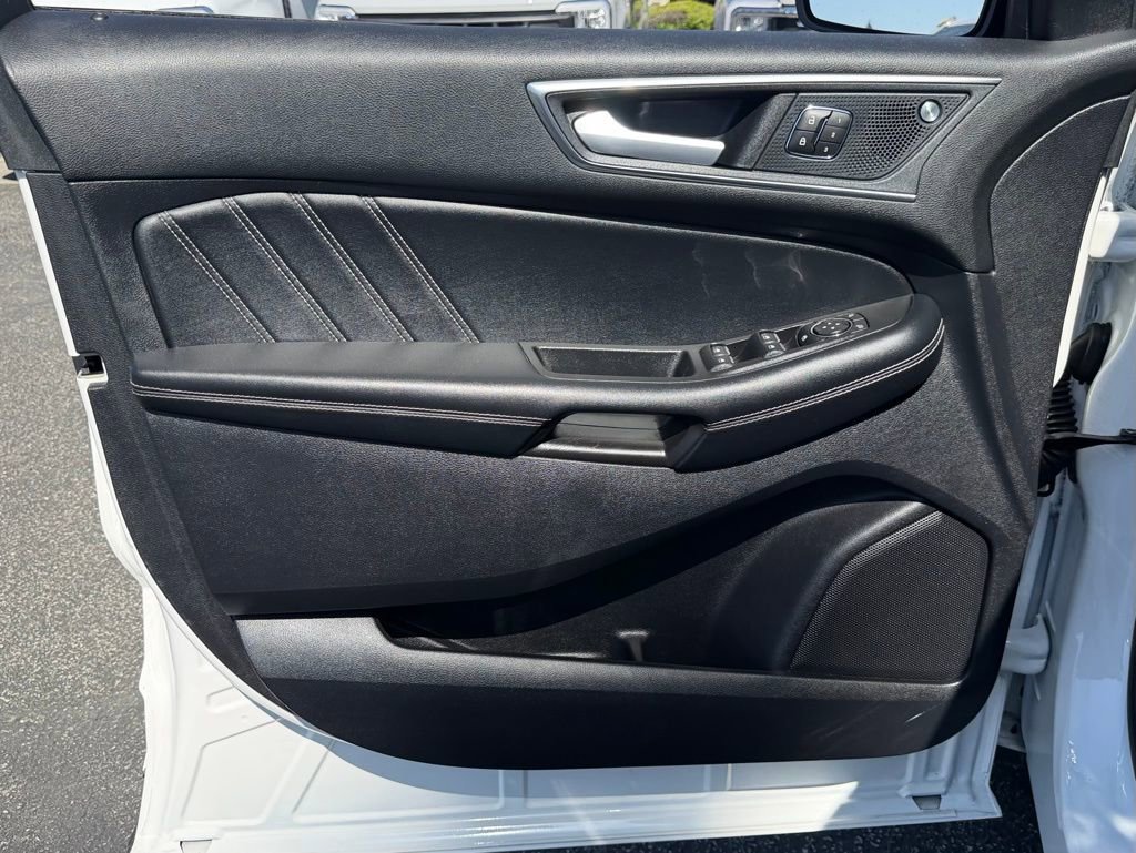 Certified 2021 Ford Edge ST image 13