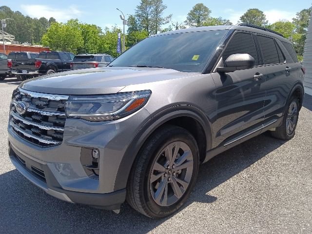 Certified 2025 Ford Explorer Active w/ Active Comfort Package AWD/4WD image 7