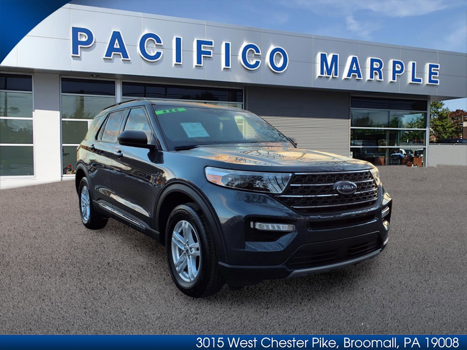 Certified 2022 Ford Explorer XLT w/ Equipment Group 202A image 7