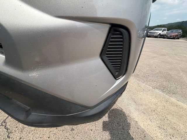 Used 2019 Toyota RAV4 LE w/ Carpet Mat Package FWD image 17