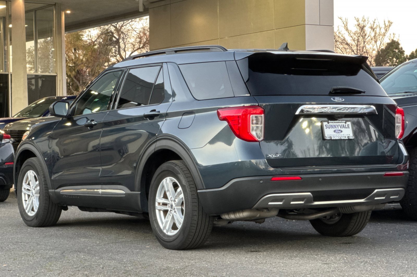 Certified 2022 Ford Explorer XLT w/ Equipment Group 202A image 6