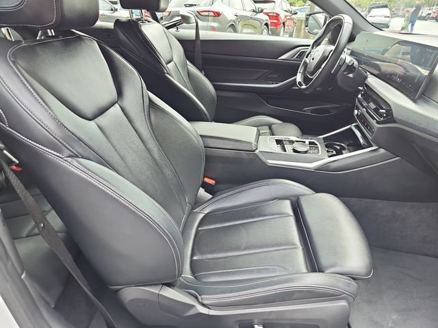 Used 2025 BMW 430i Convertible w/ Premium Package RWD image 11