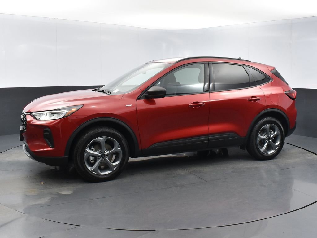 Certified 2025 Ford Escape ST-Line video 2