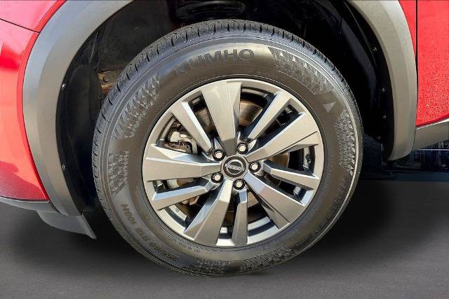 Used 2025 Nissan Pathfinder SV FWD image 33