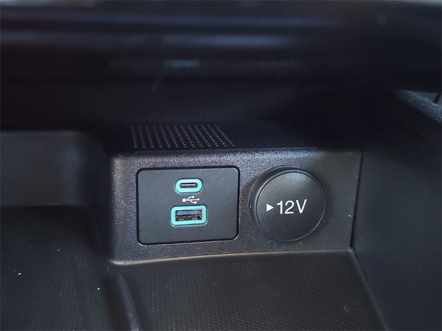 Certified 2022 Ford Escape Titanium w/ Titanium Elite Package image 12