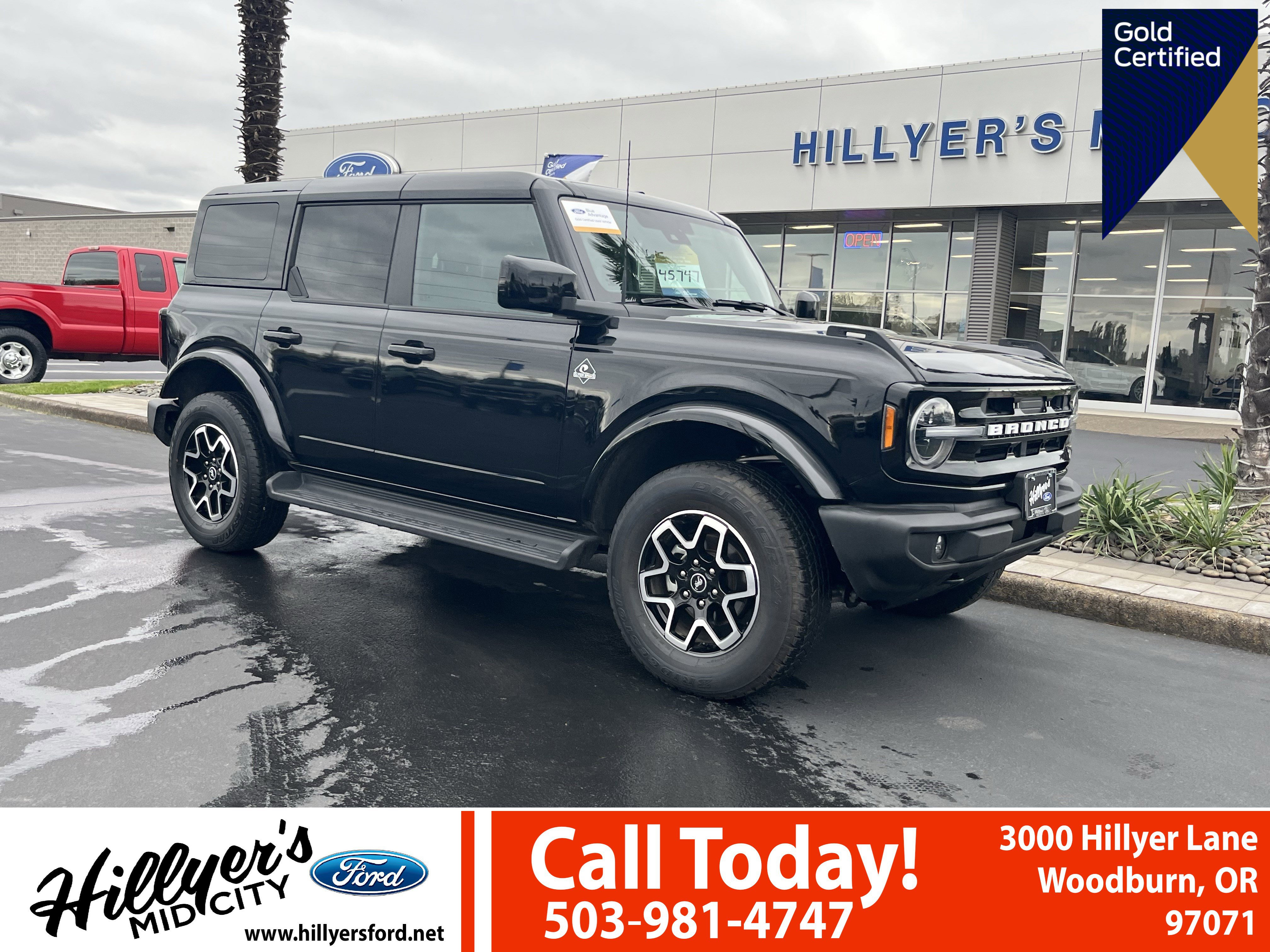 Certified 2025 Ford Bronco Outer Banks image 1