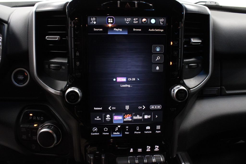 Used 2023 RAM 1500 Big Horn AWD/4WD image 3