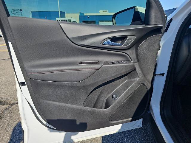 Used 2022 Chevrolet Equinox RS w/ Infotainment Package FWD image 27