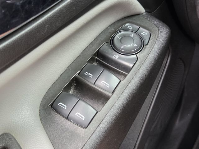 Used 2024 Chevrolet Equinox LS FWD image 23