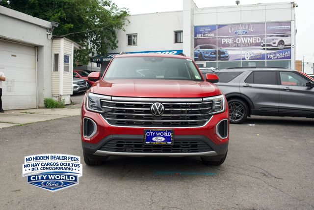 Used 2024 Volkswagen Atlas SE w/ Panoramic Sunroof Package AWD/4WD image 5