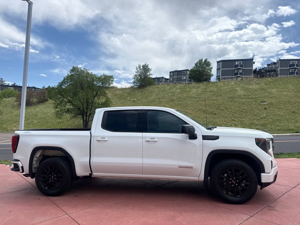 Used 2024 GMC Sierra 1500 Elevation AWD/4WD image 10