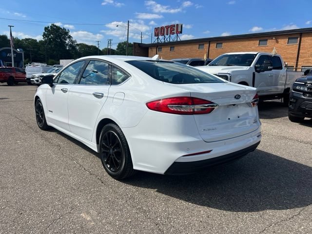 Certified 2019 Ford Fusion SE FWD image 6