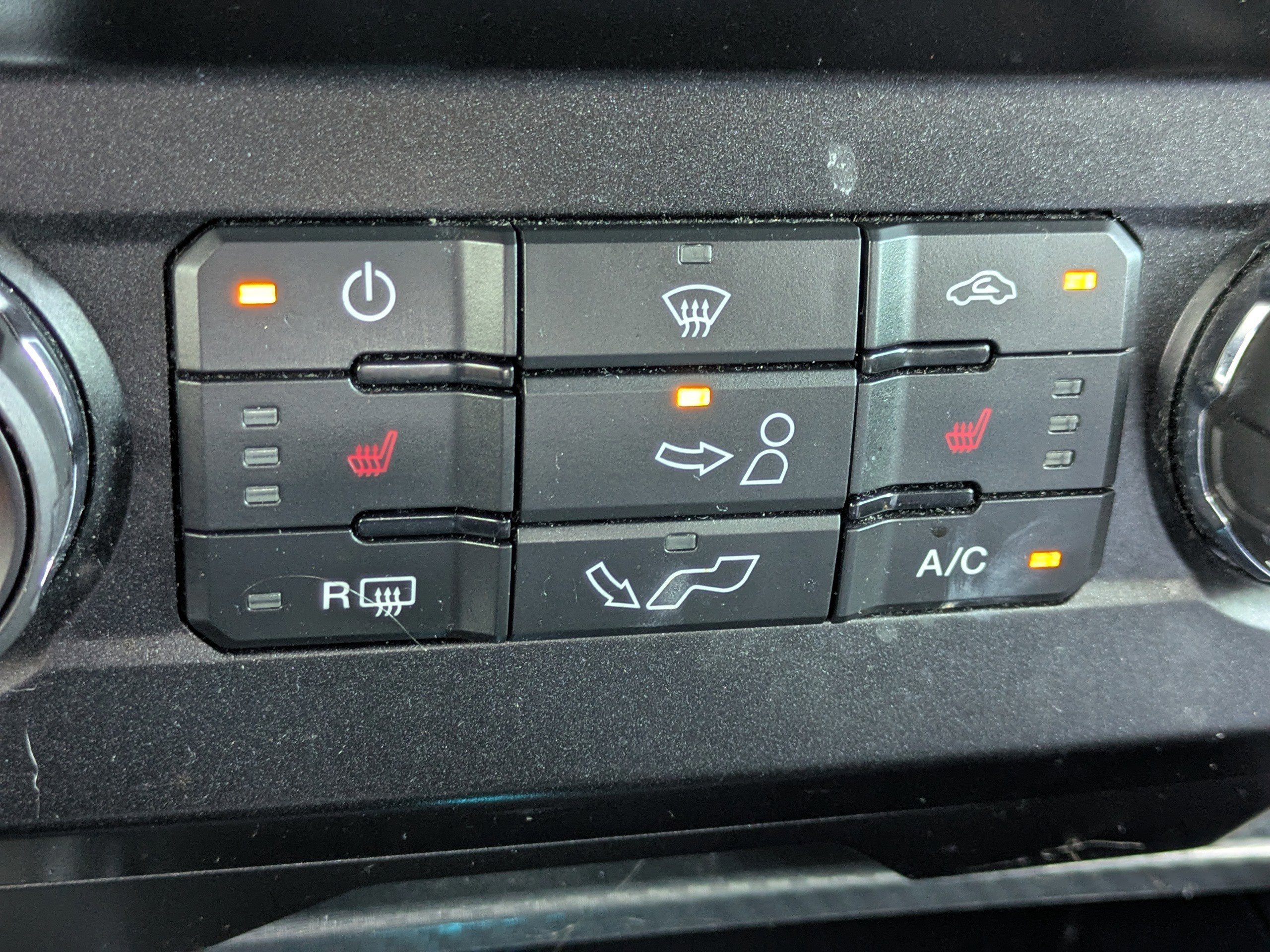 Certified 2020 Ford F150 XLT w/ Equipment Group 302A Luxury image 29