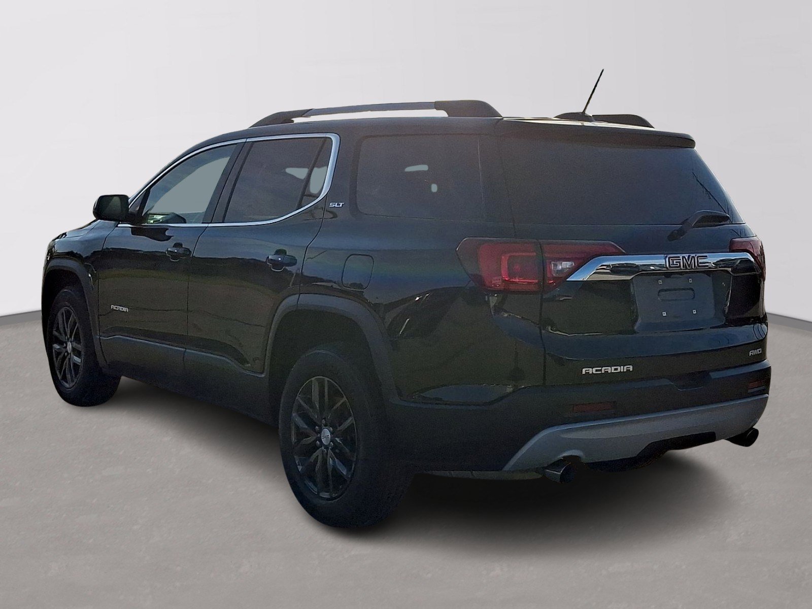 Used 2019 GMC Acadia SLT image 4